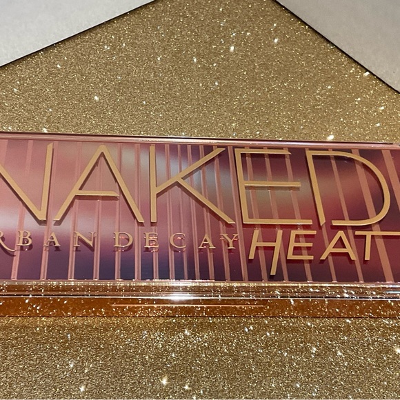 Urban Decay Naked Heat Eyeshadow Palette - Picture 5 of 11